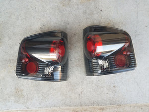 94-04 Chevy s10 / GMC Sonoma Tail Lights (Smoke)