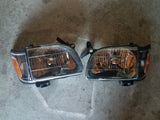 01-04 Toyota Tacoma Head Lights (Black)