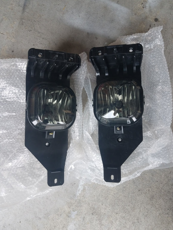 05-07 Ford F-250/F-350/F-450/F-550 Fog Lights (Smoke)