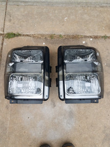 08-10 Ford F-250/F-350/F-450/F-550 Headlights (Gunmetal)