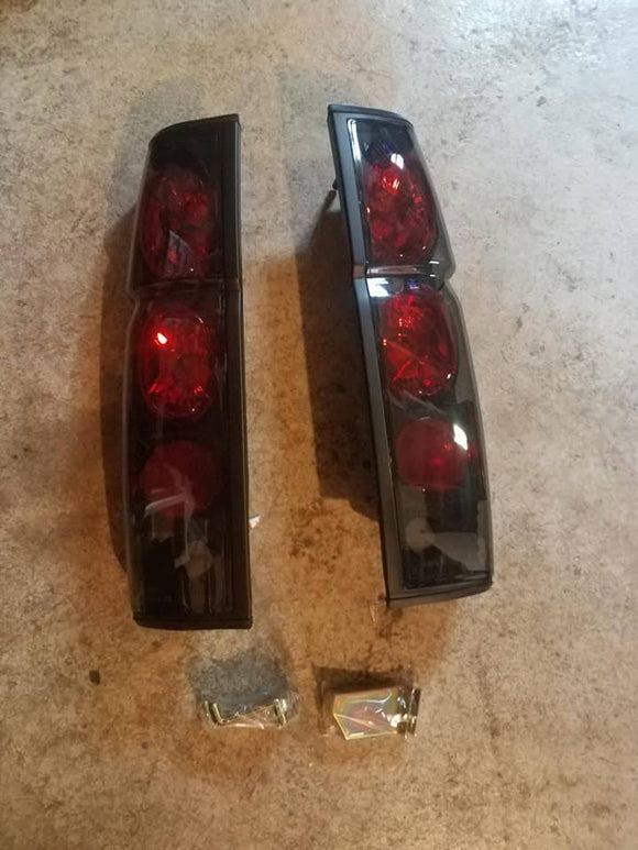 86-97 Nissan Pickup Tail Lights (Smoke)