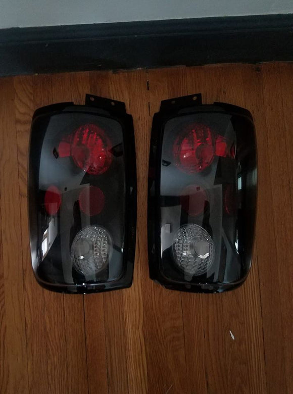 97-02 Ford Expedition Tail Lights (Smoke)