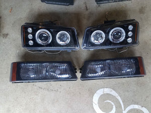 03-07 Silverado Projector O-Halo Headlights (Black-Clear with Amber Reflectors)