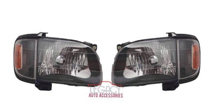 01-04 Toyota Tacoma Head Lights (Black)