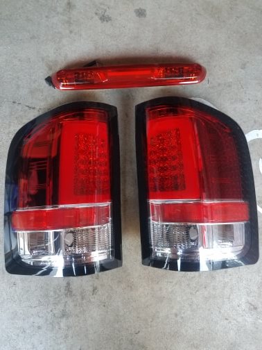 07-14 Silverado Tube LED Tail Lights (Red) [FITS GMC Sierra DUALLY]